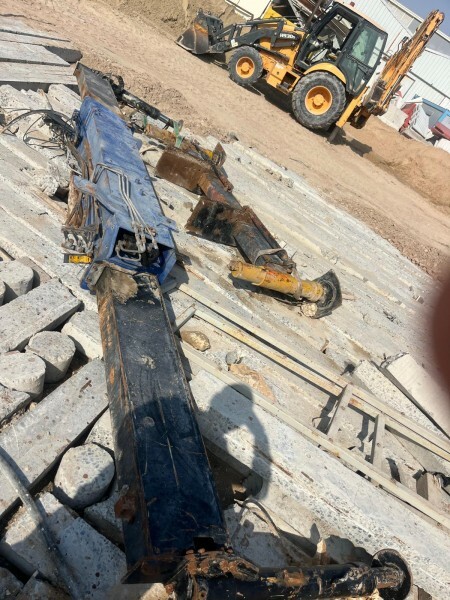 Boom Truck rear jack for Sale - 1