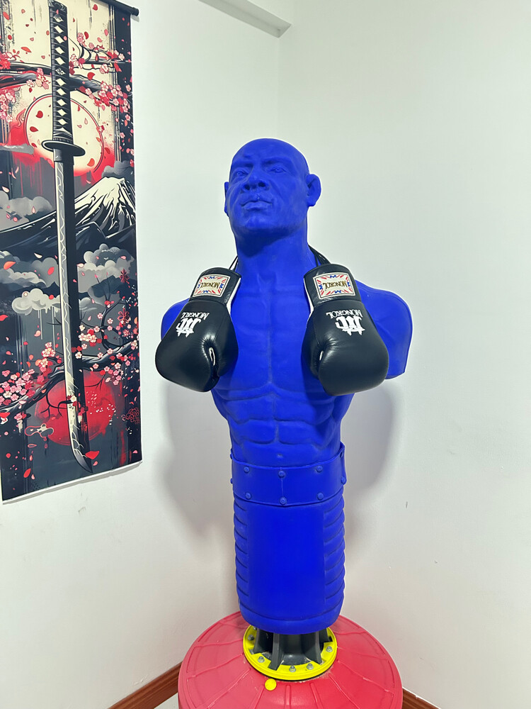 freestanding boxing dummy - 3
