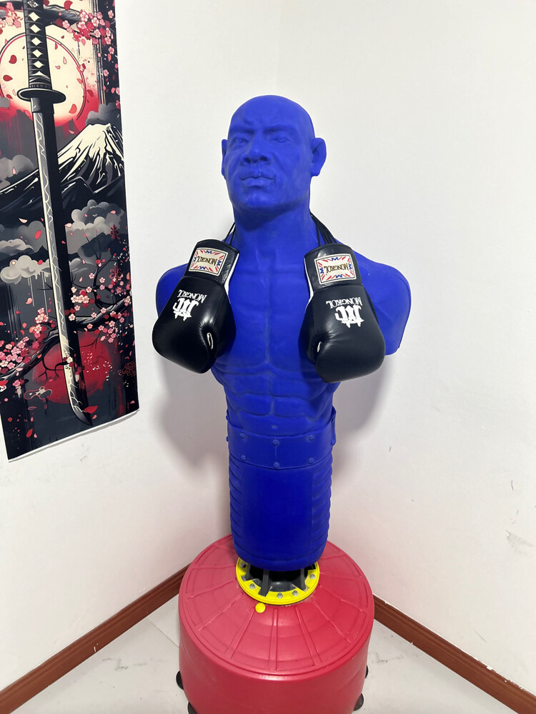 freestanding boxing dummy - 2