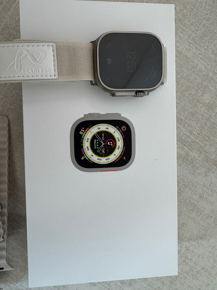 Apple Watch Ultra(Gen 1)+4 straps - 6