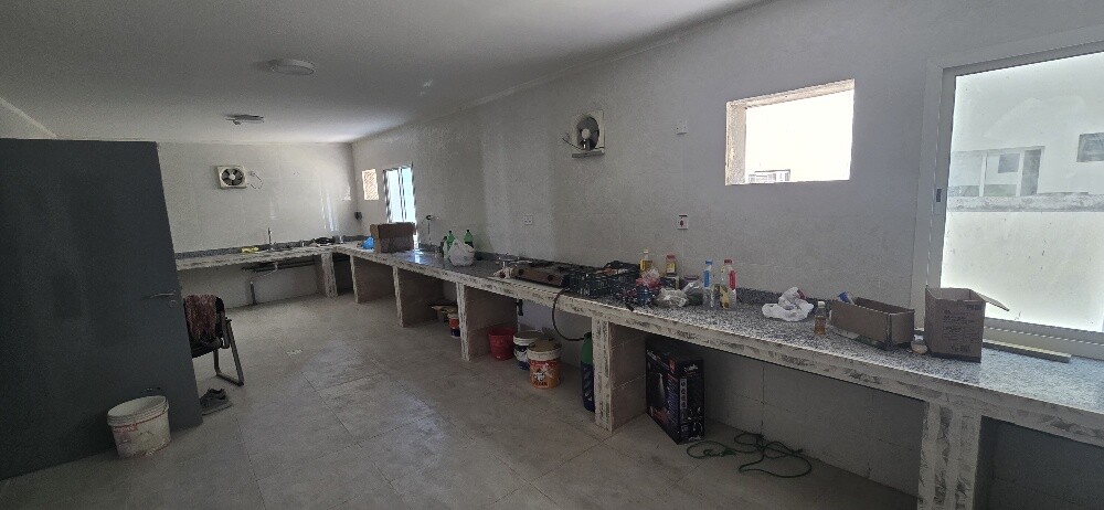 For rent, wor kers' accommodation. - 12