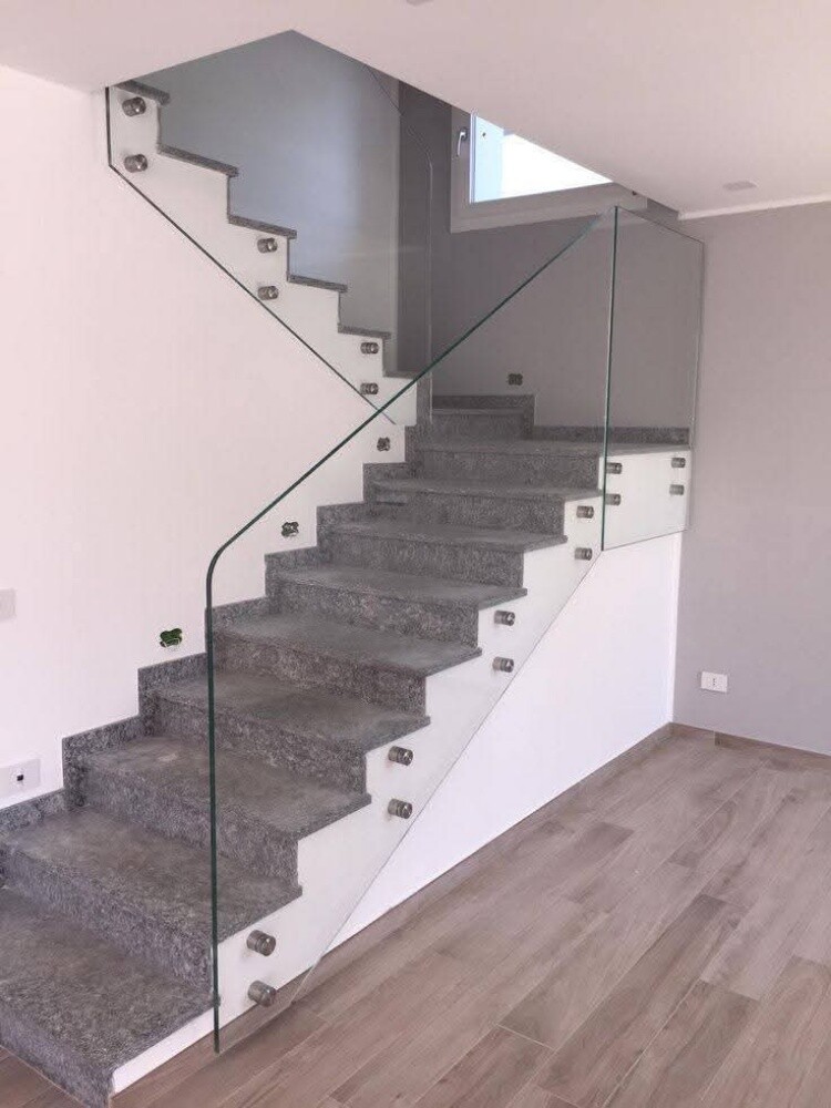 Stairscase glass design - 6