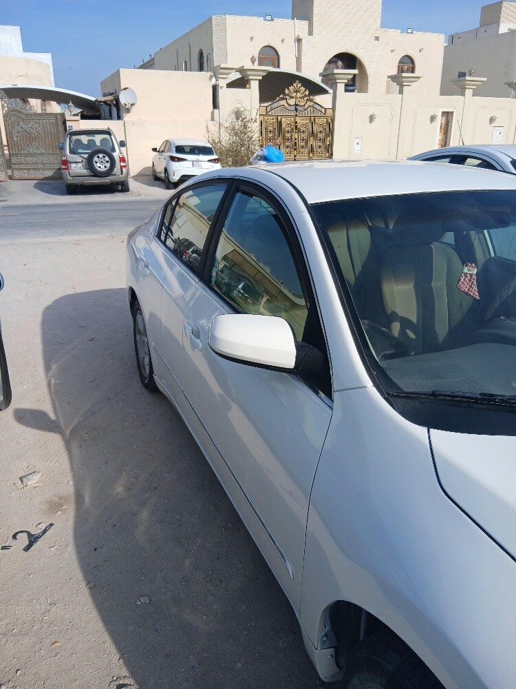 نيسان التيما - 1
