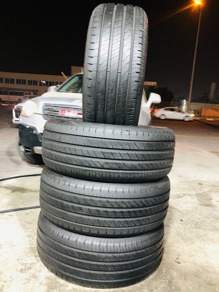 Size: 275/50R21 Goodyear Tyres - 2