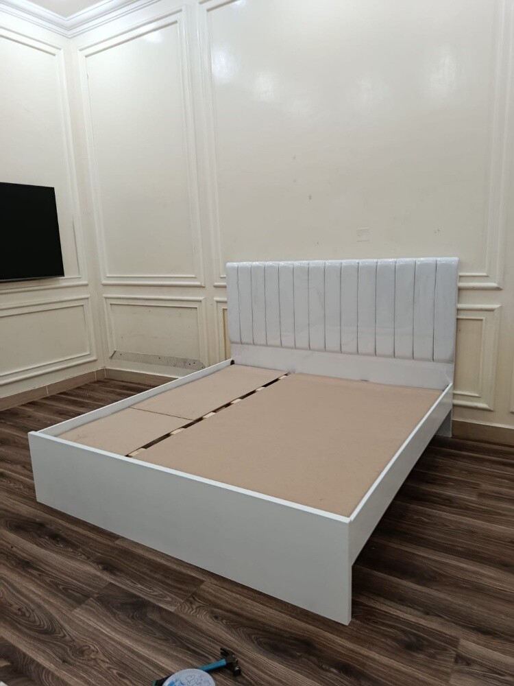 All bed sizes available - 4