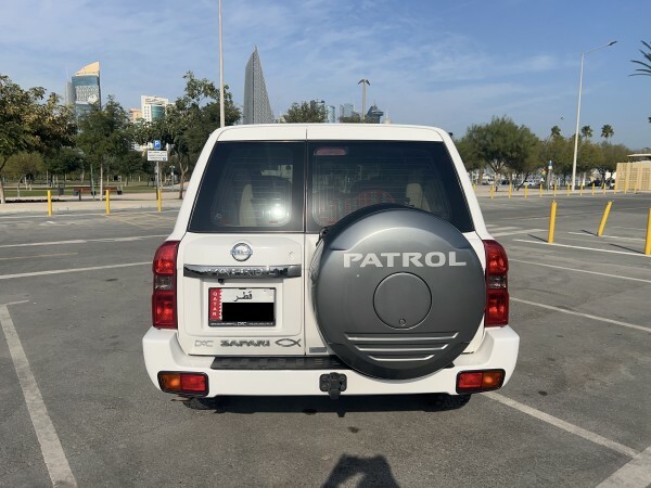 2019 Nissan Patrol Safari 4.8L - 19