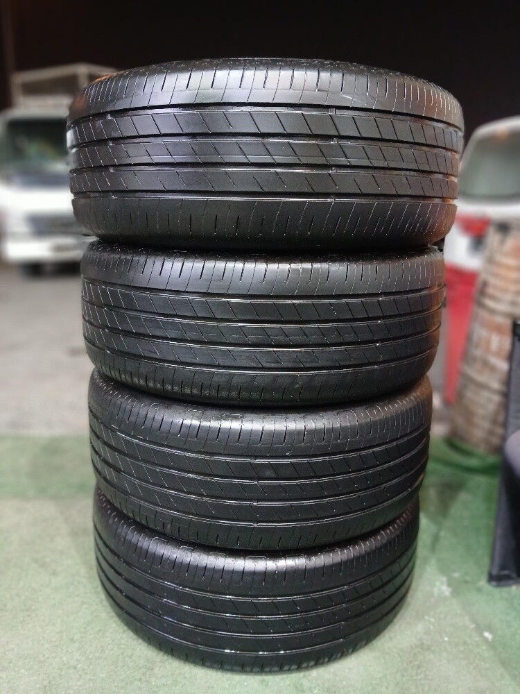 235/50/R19.Goodyear Brand - 6