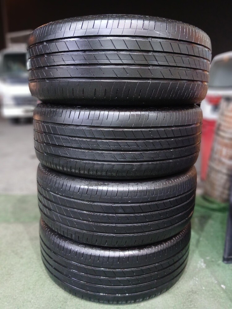 235/50/R19.Goodyear Brand - 10