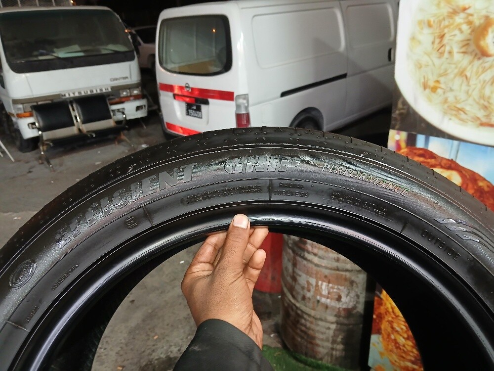 235/50/R19.Goodyear Brand - 5