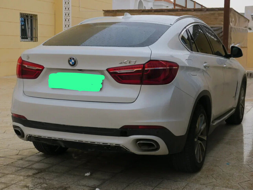 BMW - 4