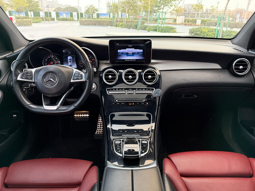 GLC 250 AMG 2018 — photo 7 for sale in Qatar