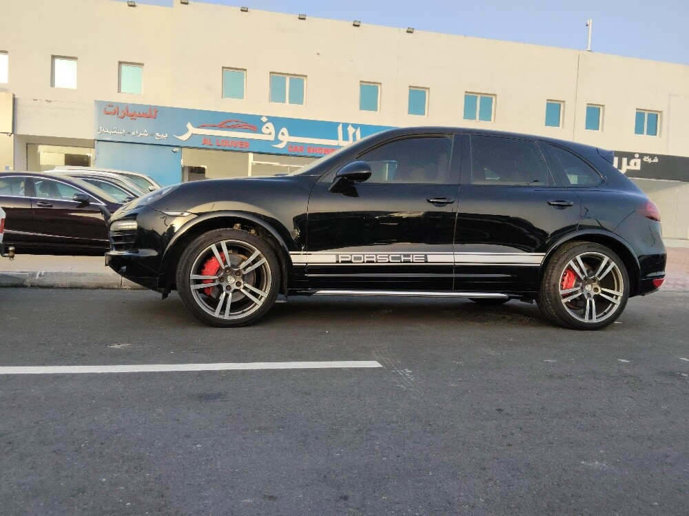 Porsche Cayenne S — photo 1 for sale in Qatar