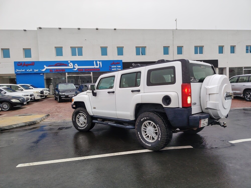 Hummer H3 — photo 1 for sale in Qatar
