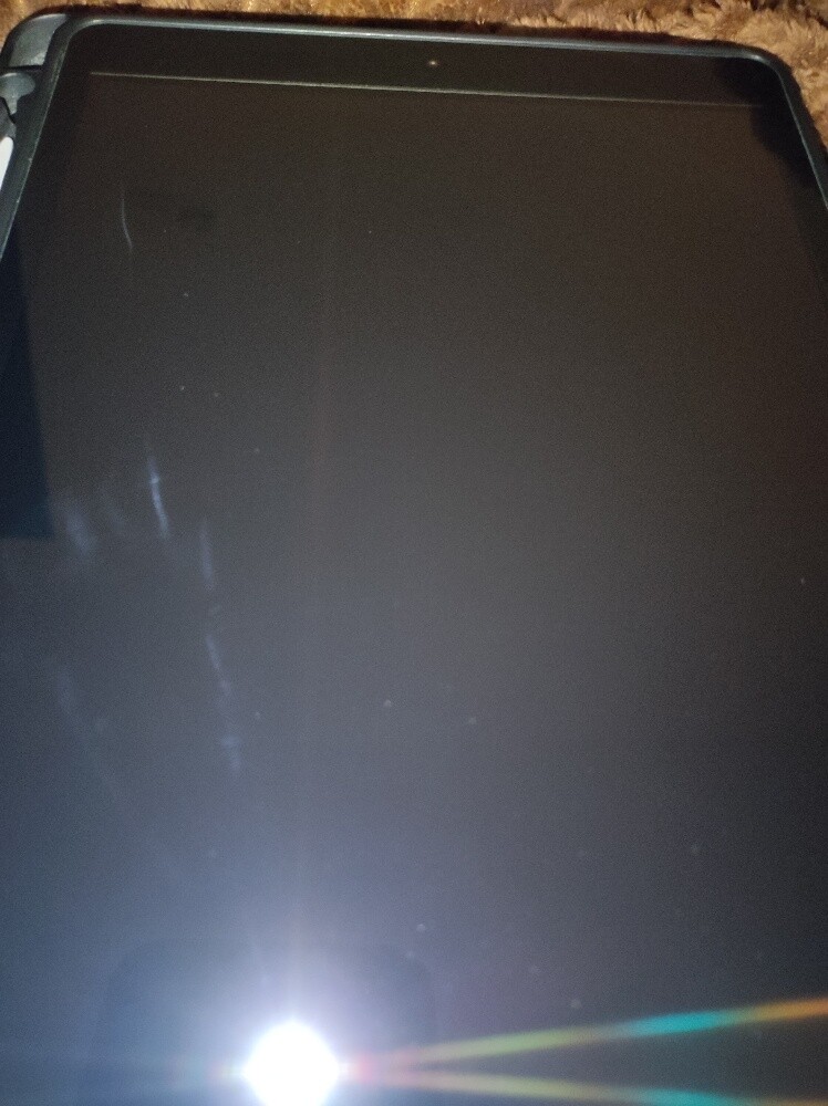 آيباد جيل 9 مع كفر - 2