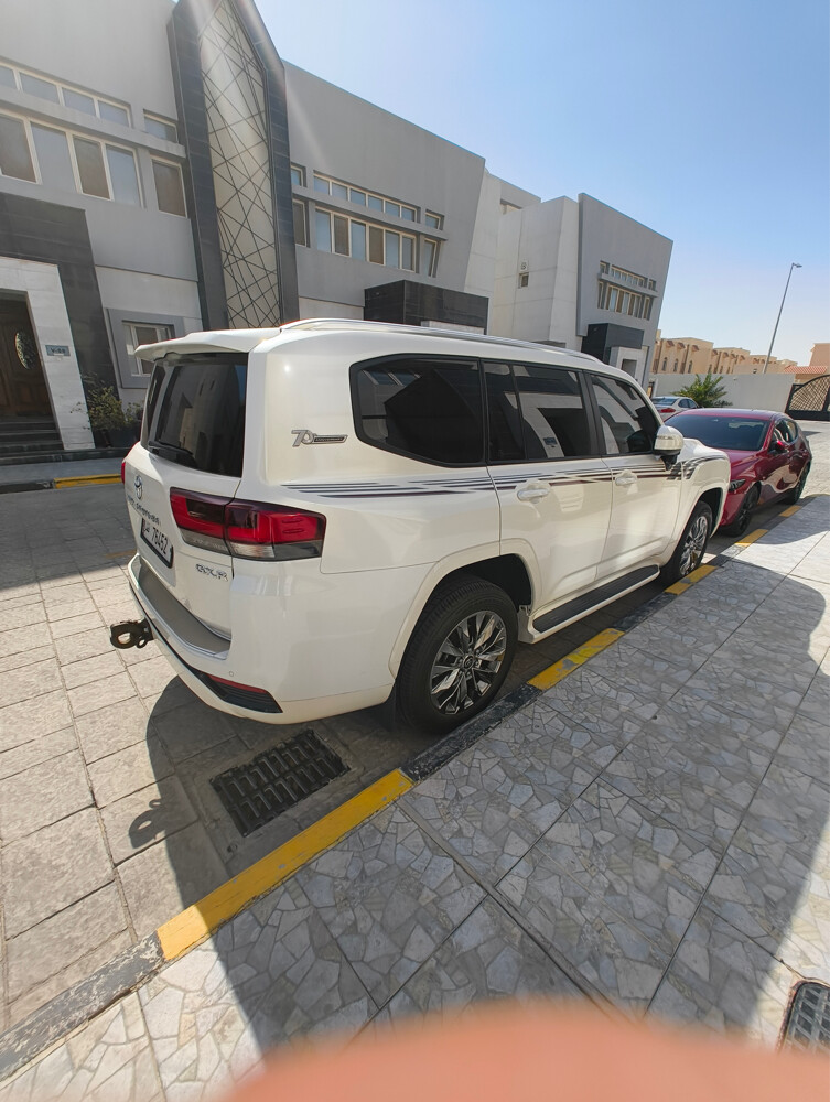 Land Cruiser 2022 - 7