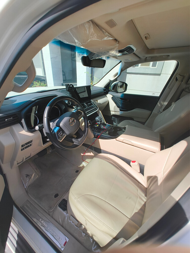 Land Cruiser 2022 - 4