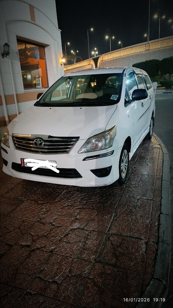 Toyota inova - 8