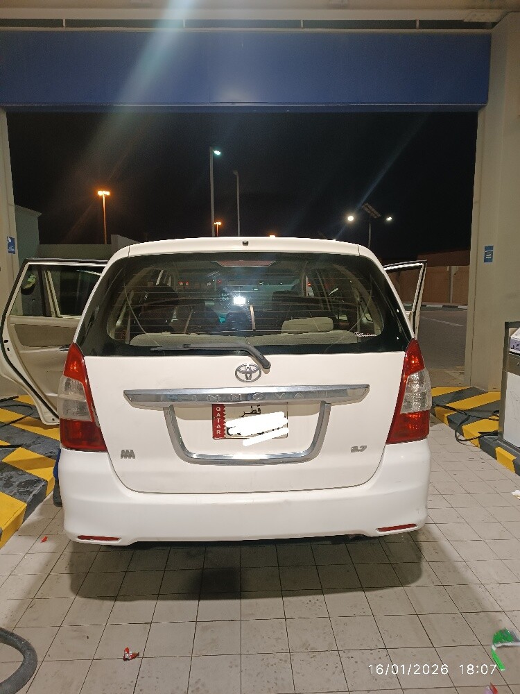 Toyota inova - 9