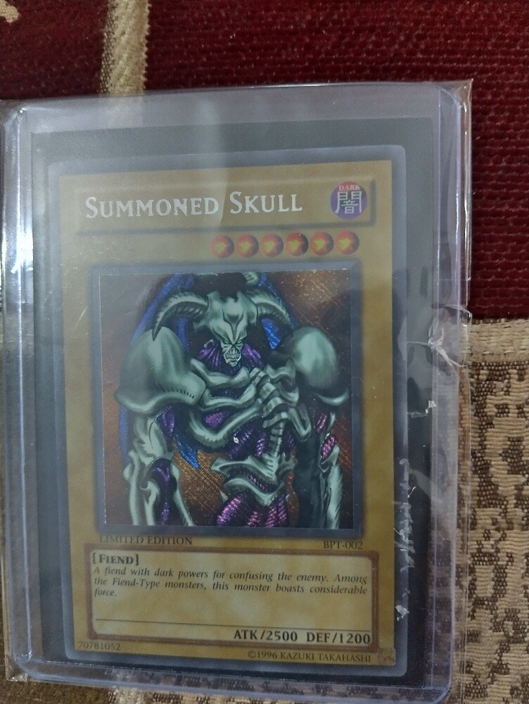 Yu-Gi-Oh Limited Edition Summoned - 1