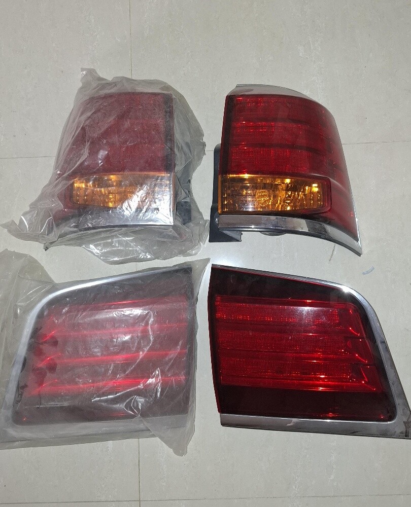 Lexus taillights 2008 to 2011 - 1