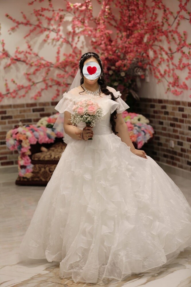 Wedding gown for rent - 2