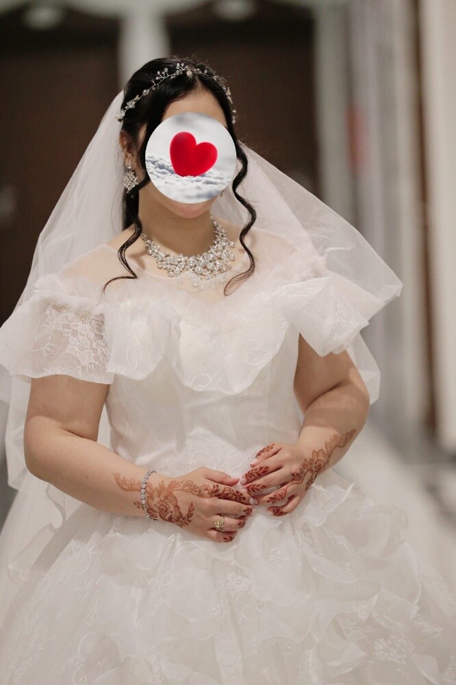 Wedding gown for rent - 3