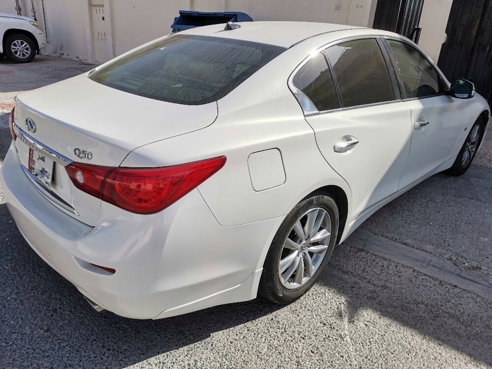 Infiniti Q50 3.7 2014 - 3