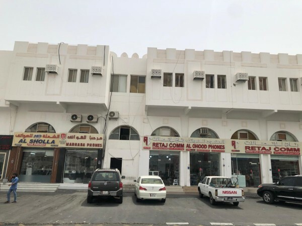 مكتب للايجار بالريان + شهران مجان - 1