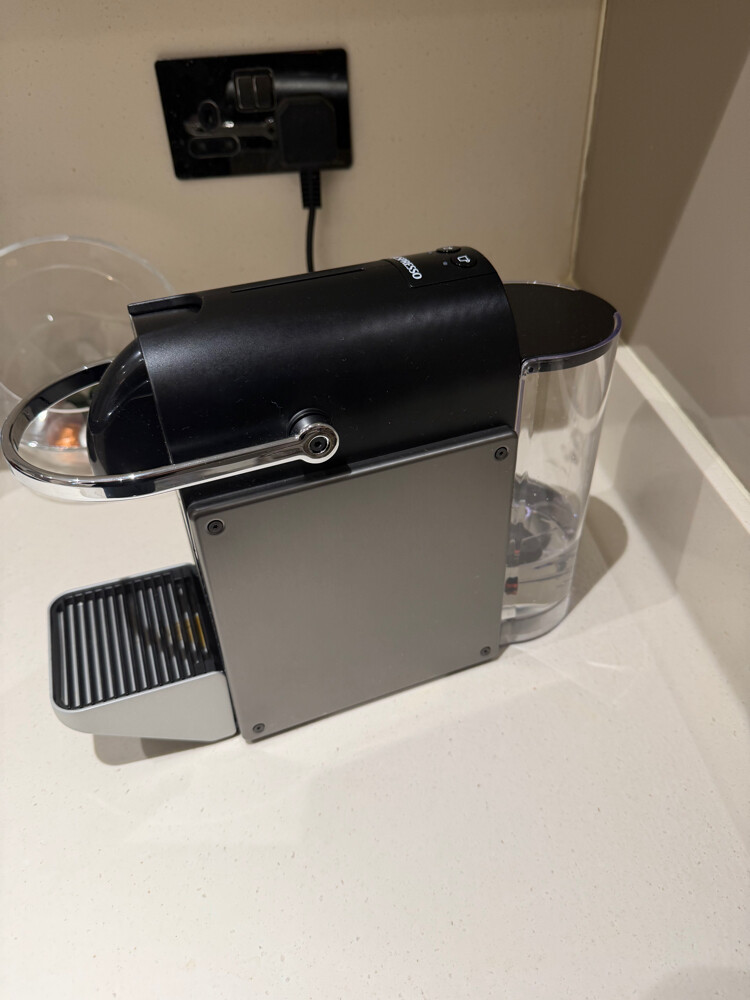 Nespresso Pixie Titan - 2