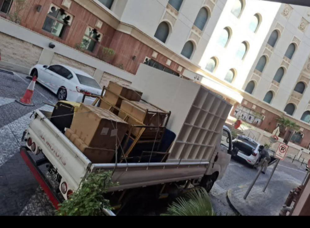 3 ton  pickap rent moving shiftin - 3