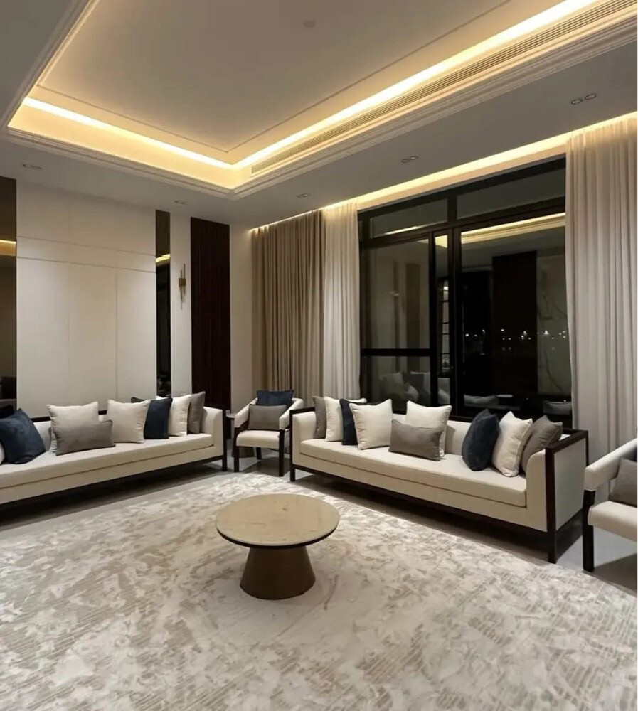 bed. closet. sofa. curtains - 17