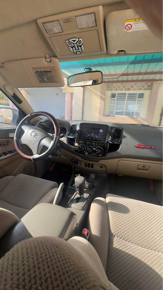 TOYOTA FORTUNER FOR SALE  - 11