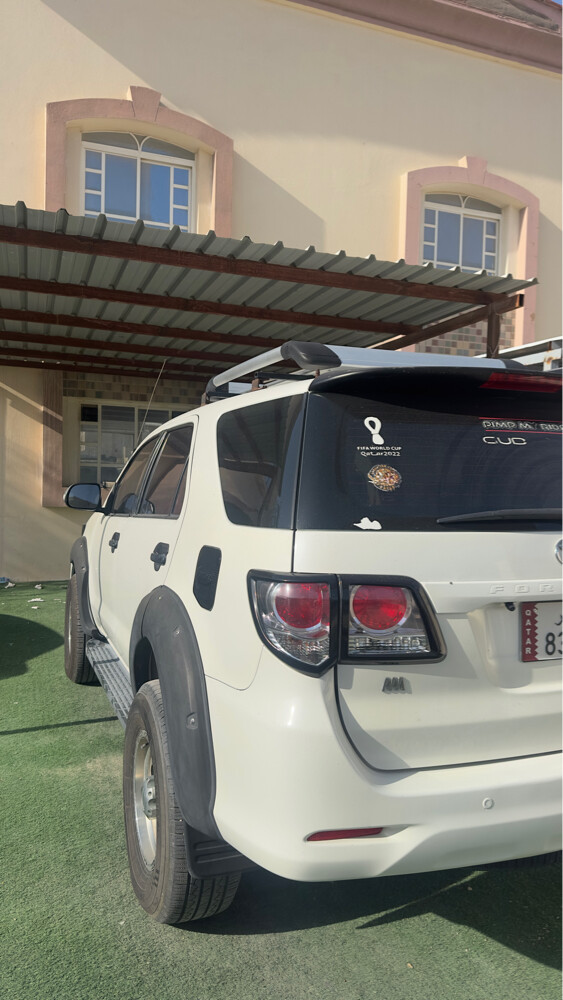 TOYOTA FORTUNER FOR SALE  - 4
