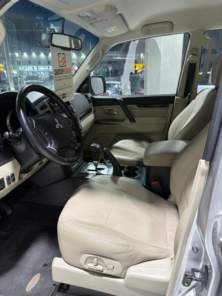 MITSUBISHI PAJERO 3.8 FOR SALE — photo 3 for sale in Qatar