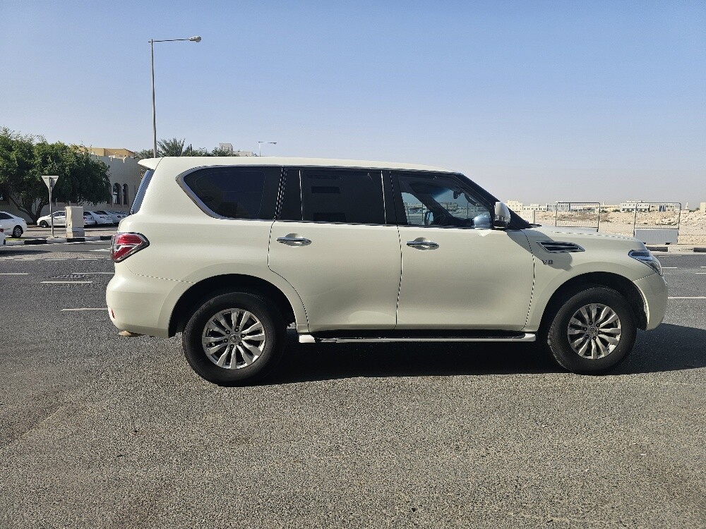 Nissan patrol SE 2015 full option - 4