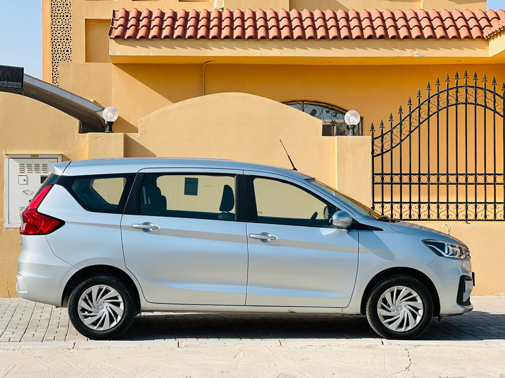 SUZKI ERTIGA 2023 LIKE NEW  - 3