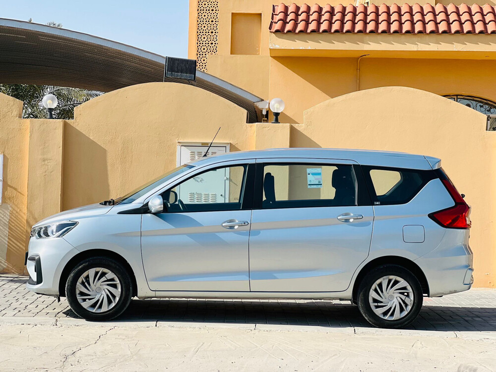 SUZKI ERTIGA 2023 LIKE NEW  - 5