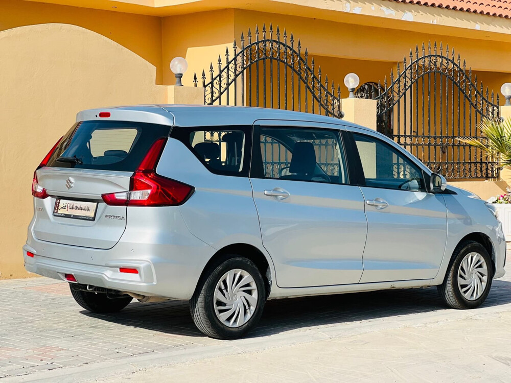 SUZKI ERTIGA 2023 LIKE NEW  - 4