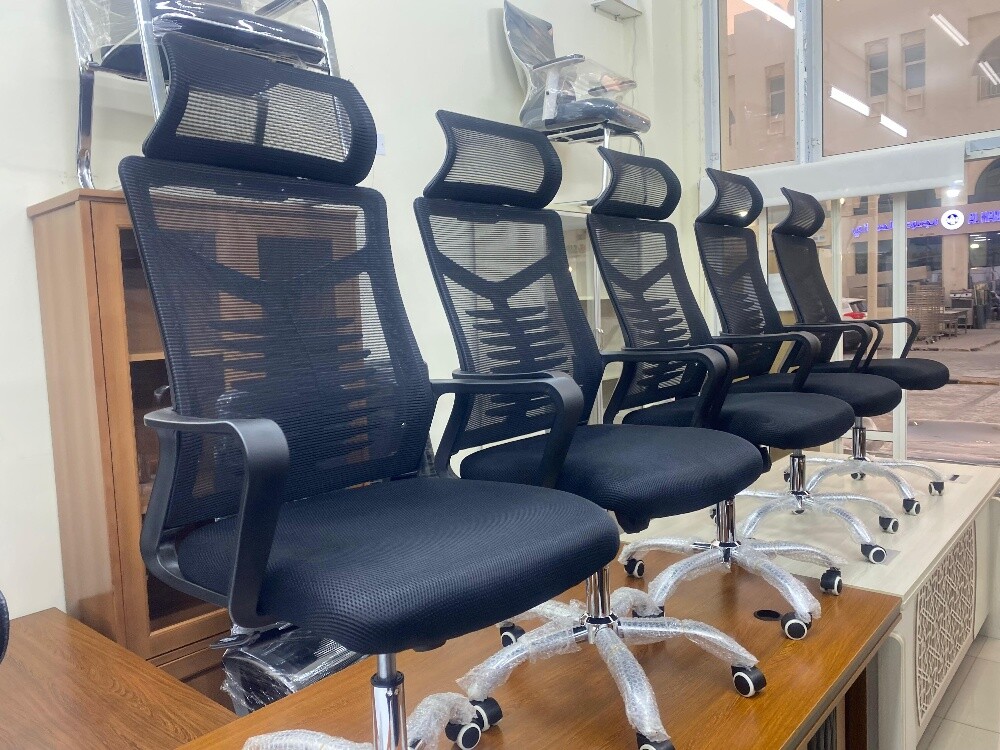 Used office furniture 33049900 - 17