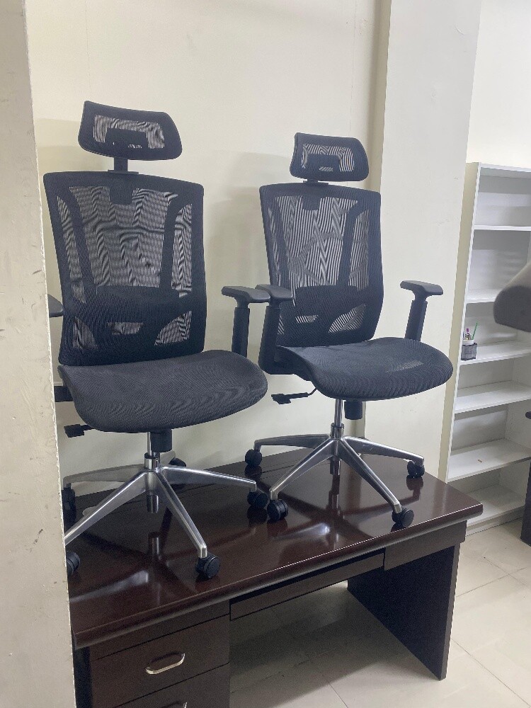 Used office furniture 33049900 - 30