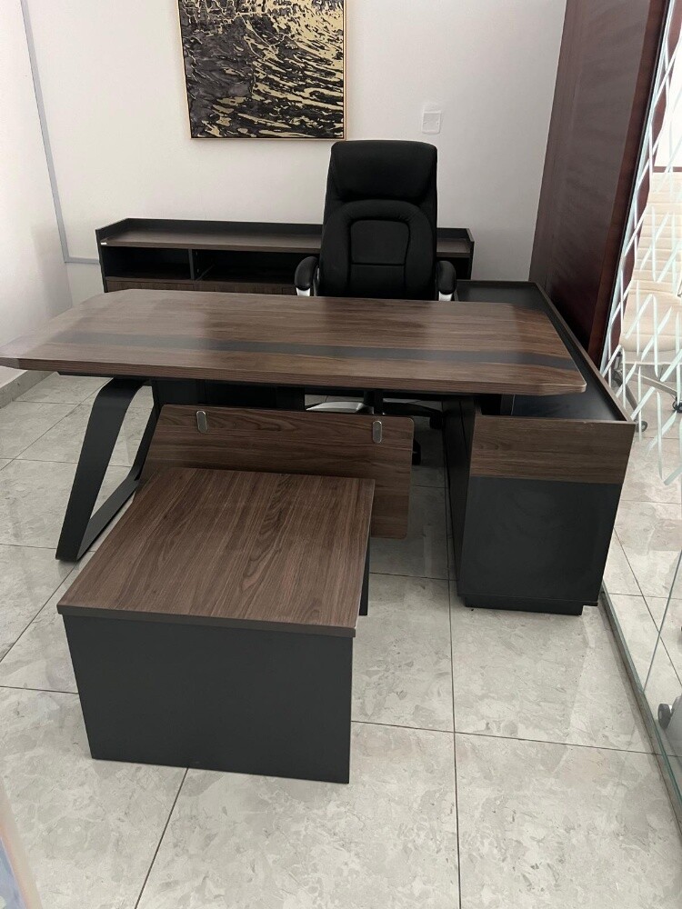 Used office furniture 33049900 - 13