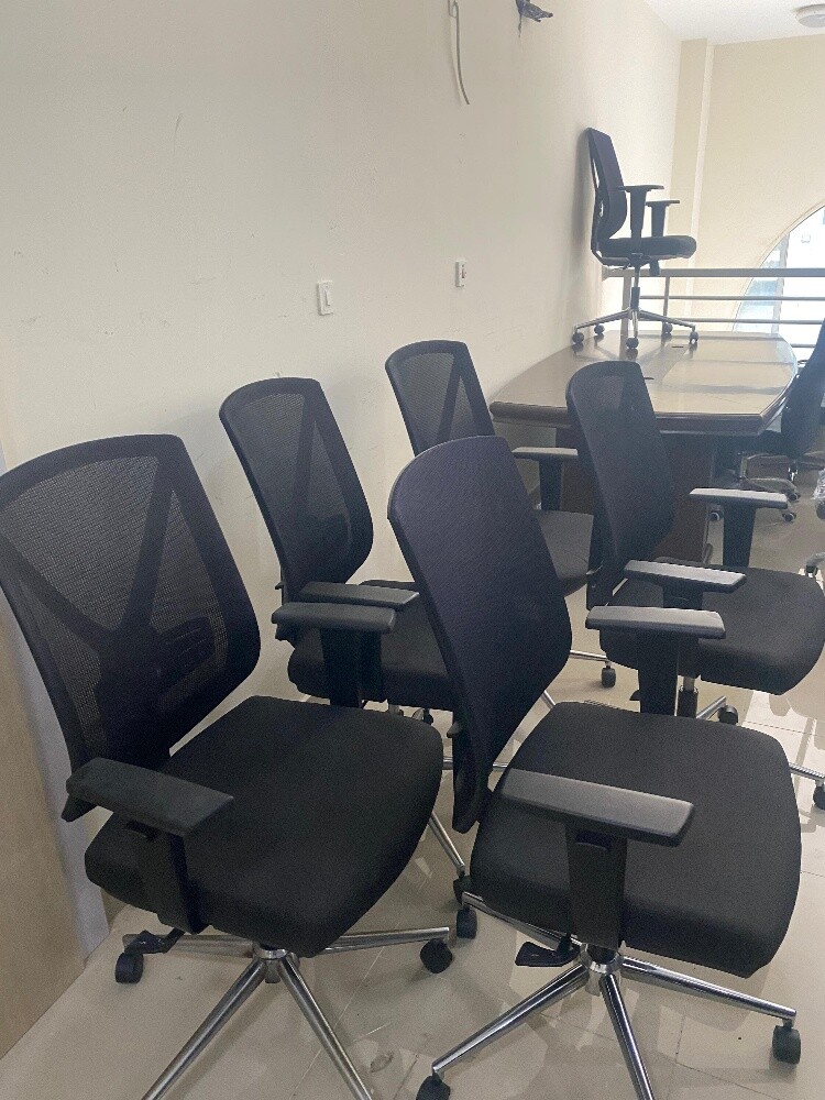 Used office furniture 33049900 - 27