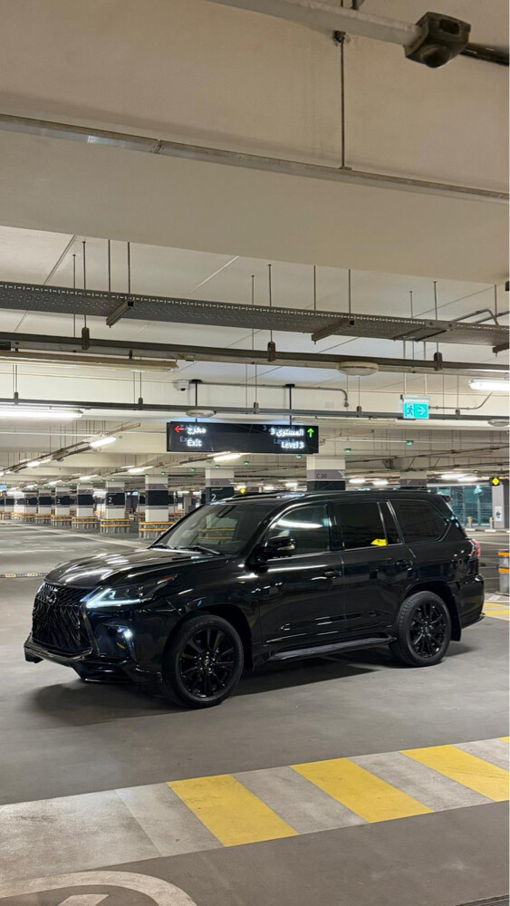 lexus 2020 black edition - 3
