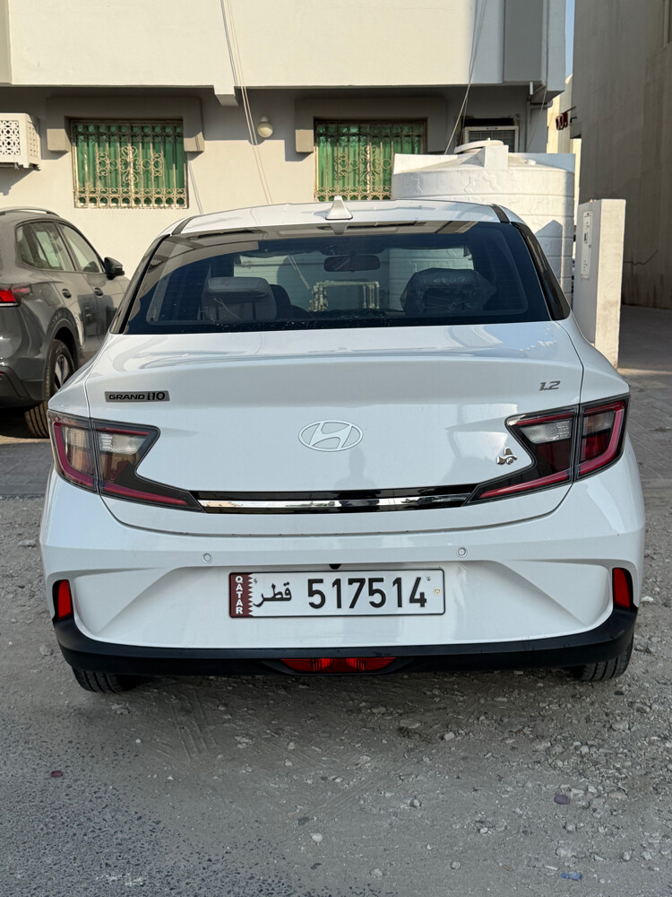 هيونداي غراند اي ١٠ - 2