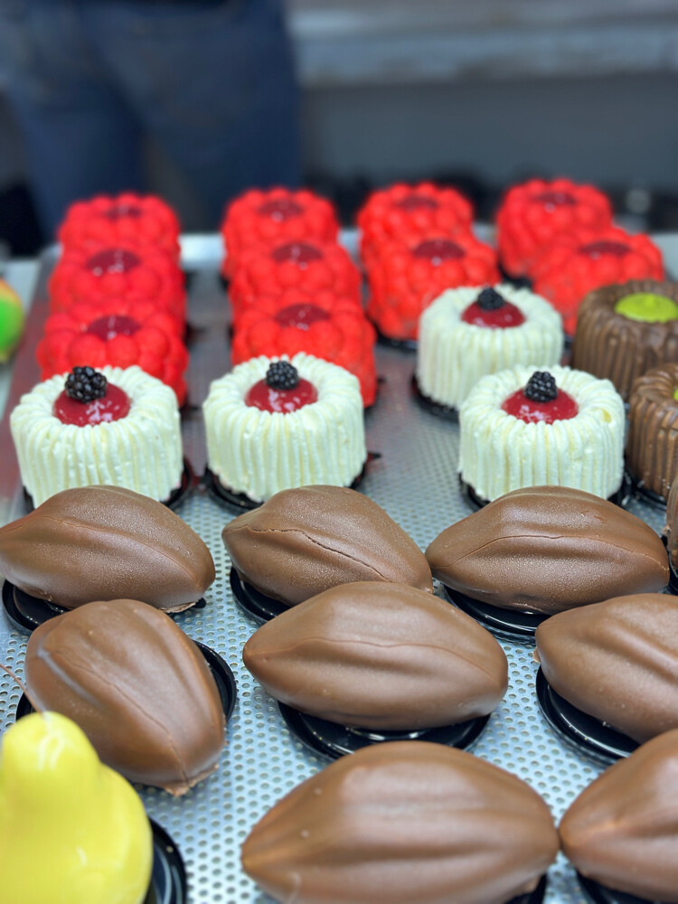 pastry chef - 14
