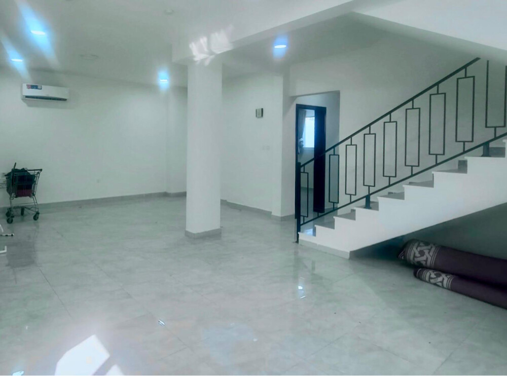 5 BR Compound villa for rent  - 11