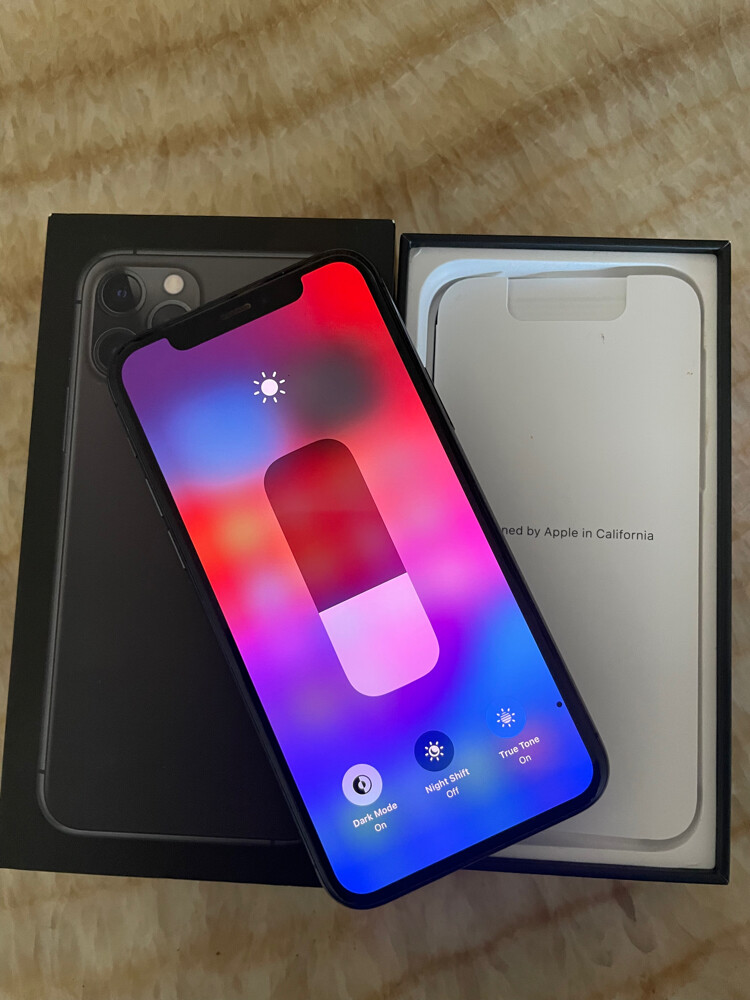 iPhone 11 Pro - 2
