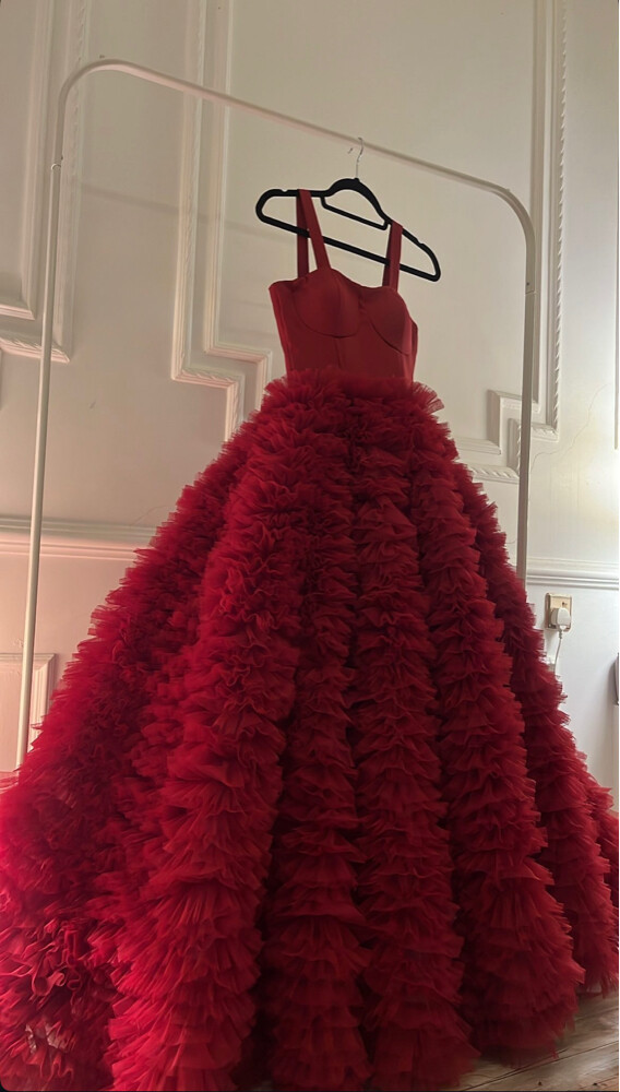 red dress - 1