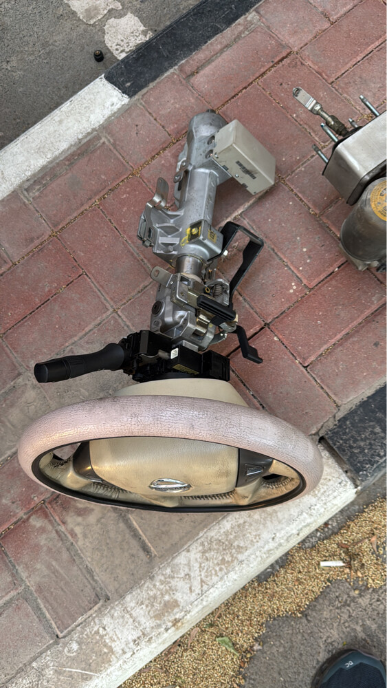 قطع غيار نيسان ٣٢٠ - 6
