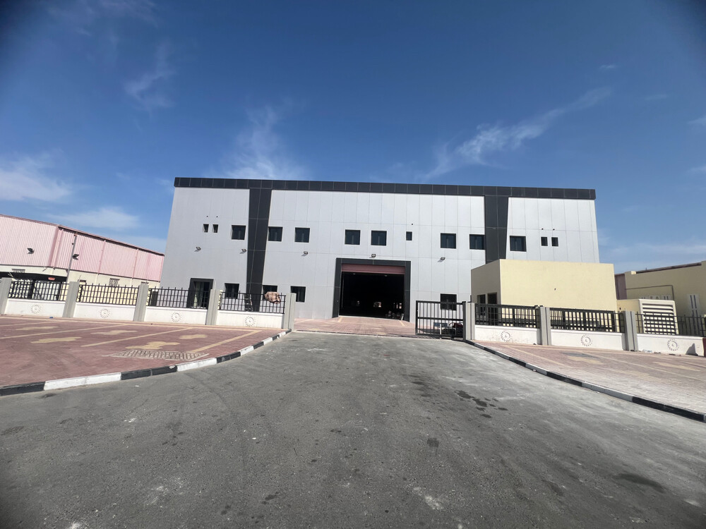 للايجار مصنع حداد  - 1